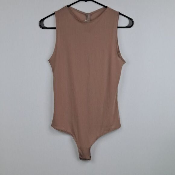 Skims ladies Jelly bodysuit NWT - Picture 1 of 9